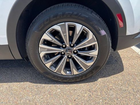 Used 2024 Buick Envision Preferred AWD/4WD image 31