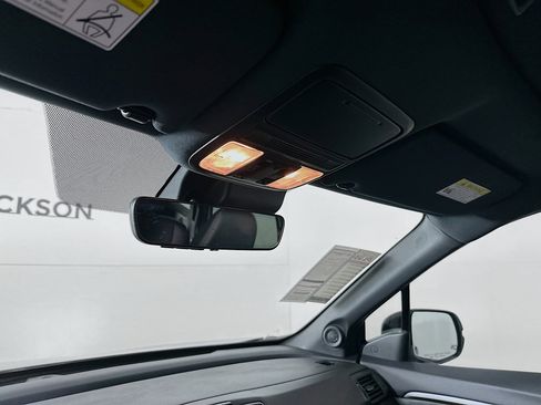 Used 2022 Honda Pilot TrailSport image 18