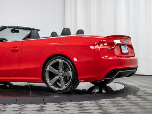 Used 2013 Audi RS 5 Cabriolet w/ Audi MMI Navigation Plus Pkg image 30