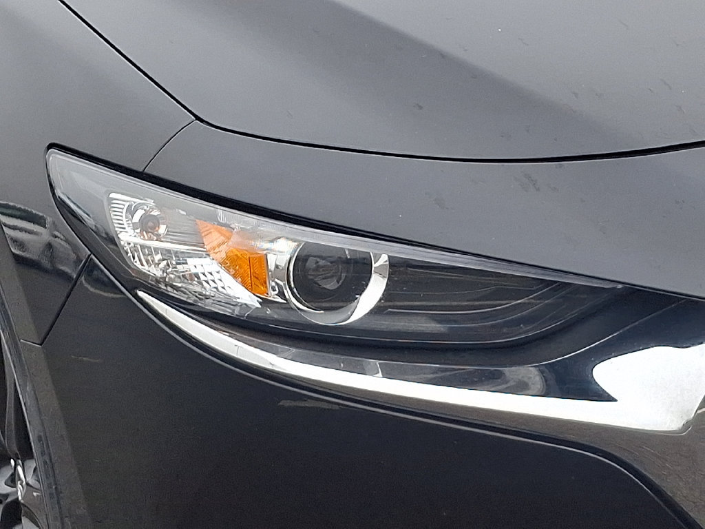 Used 2025 MAZDA MAZDA3 s FWD image 9