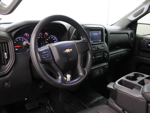 Used 2021 Chevrolet Silverado 1500 W/T w/ Z71 Off-Road Package AWD/4WD image 14