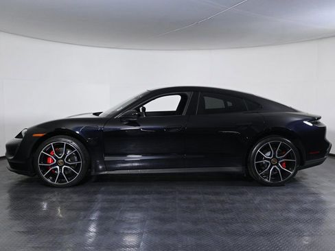 Certified 2022 Porsche Taycan 4S image 2