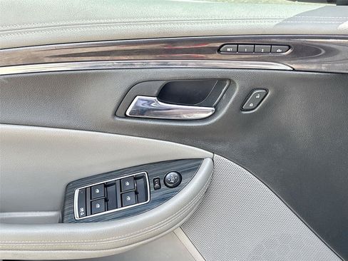 Used 2018 Chevrolet Impala Premier w/ Premier Confidence Package FWD image 18