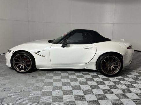 Used 2018 MAZDA MX-5 Miata Grand Touring RWD image 5