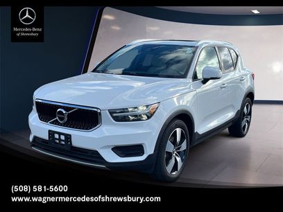 Used 2020 Volvo XC40 T5 Momentum