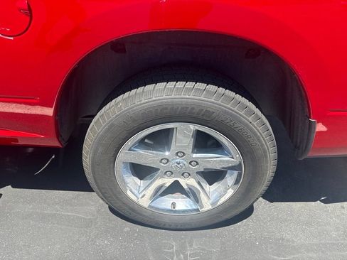 Used 2018 RAM 1500 Express RWD image 12