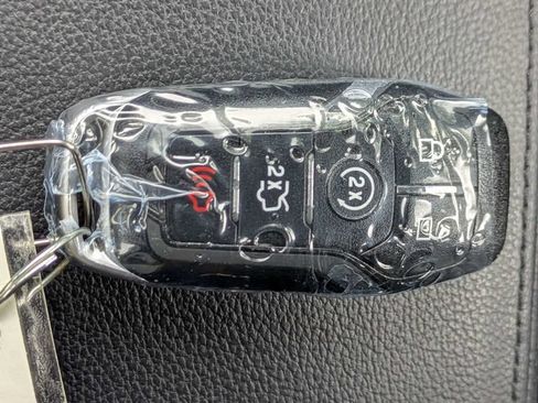 Used 2017 Ford Explorer Limited AWD/4WD image 31