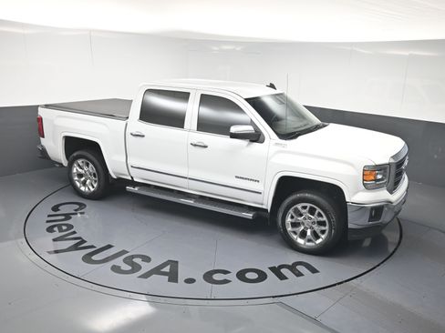Used 2015 GMC Sierra 1500 SLT w/ SLT Crew Cab Value Package image 32