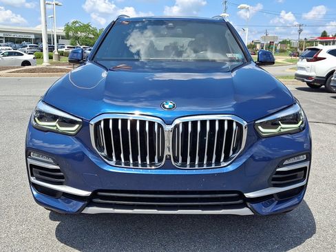 Used 2019 BMW X5 xDrive40i w/ Premium Package 2 AWD/4WD image 2