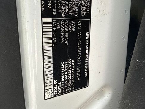 Used 2023 Mercedes-Benz Sprinter 2500 image 33