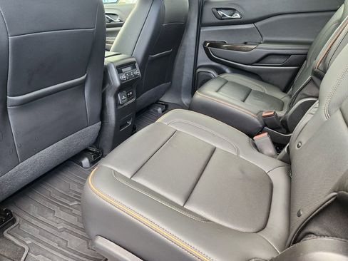 Used 2023 GMC Acadia AT4 w/ Technology Package image 30