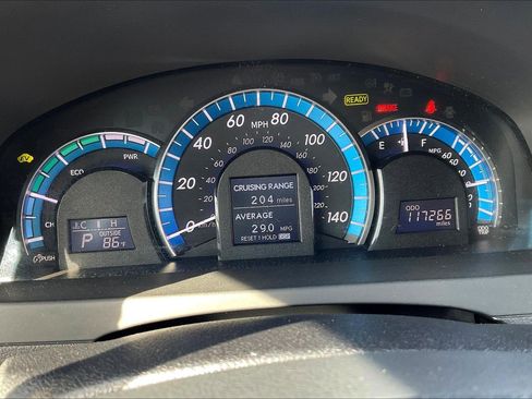 Used 2013 Toyota Camry XLE w/ Convenience Pkg image 14