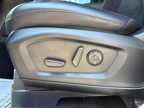 Used 2025 Ford Explorer ST RWD image 21