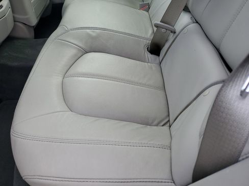 Used 2011 Cadillac CTS Wagon image 11