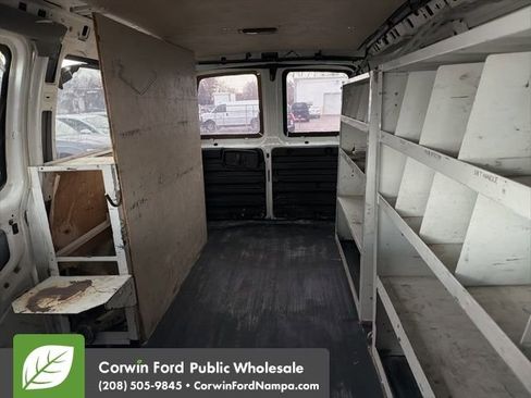 Used 2003 Chevrolet Express 3500 image 21