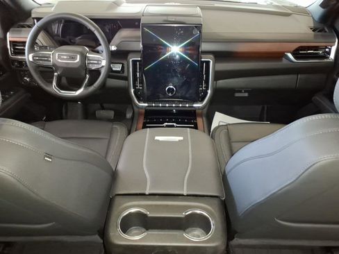 New 2025 GMC Yukon XL Denali w/ Sun & Power Step Package image 10