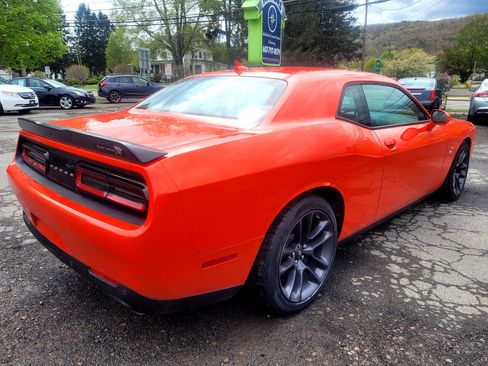 Used 2022 Dodge Challenger R/T Scat Pack image 8