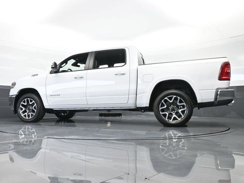 Used 2025 RAM 1500 Laramie image 40