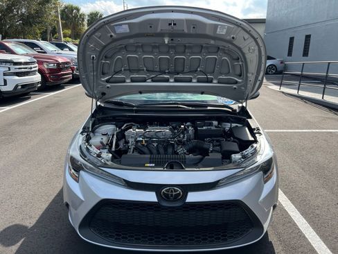 Used 2022 Toyota Corolla LE image 14