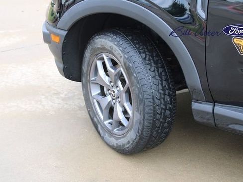 Used 2023 Ford Bronco Sport Badlands AWD/4WD image 9