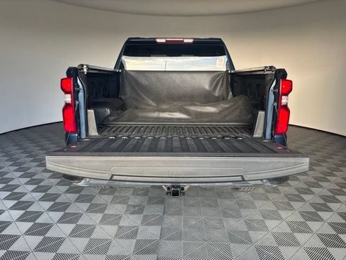 Used 2022 Chevrolet Silverado 1500 LT AWD/4WD image 28