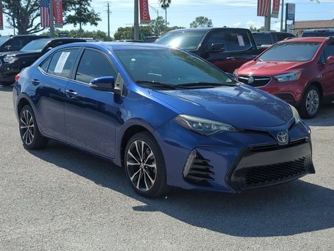 Used 2018 Toyota Corolla SE FWD image 4