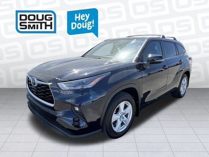 Used 2024 Toyota Highlander LE
