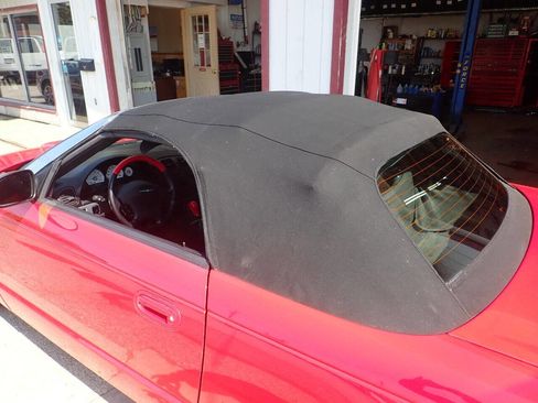 Used 2003 Ford Thunderbird image 11