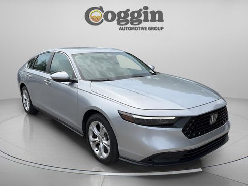 Used 2024 Honda Accord LX image 7