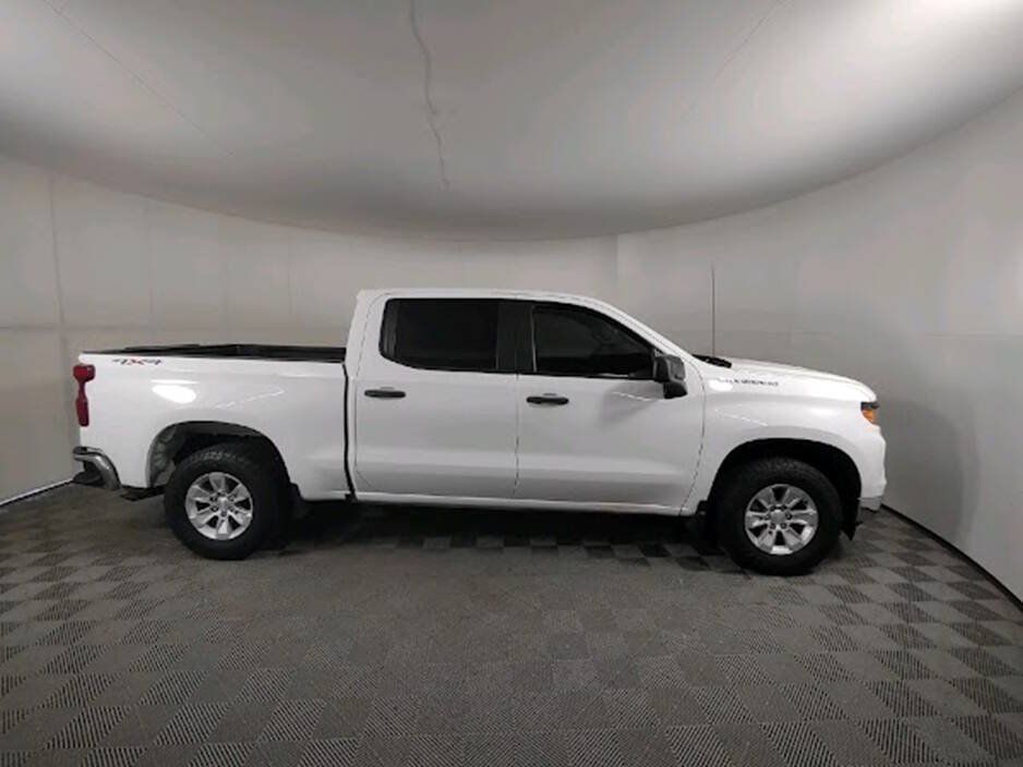 Used 2022 Chevrolet Silverado 1500 W/T w/ Trailering Package AWD/4WD image 10