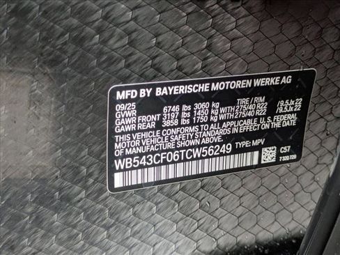 Used 2026 BMW iX xDrive45 AWD/4WD image 18