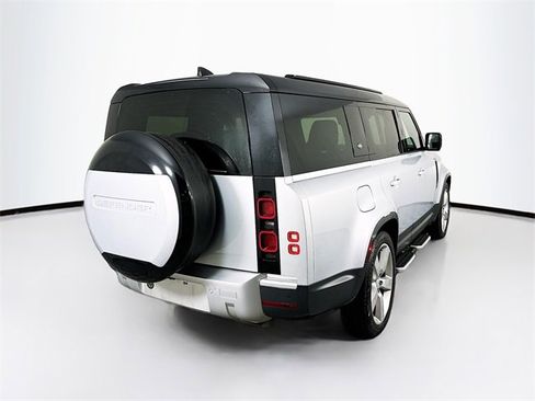 Certified 2024 Land Rover Defender 130 S image 5