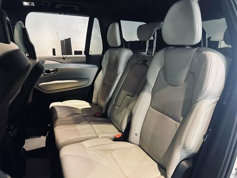 Used 2022 Volvo XC90 T8 R-Design w/ Advanced Package AWD/4WD image 20
