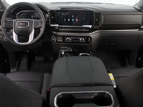 Used 2024 GMC Sierra 1500 SLT w/ SLT Premium Plus Package image 11