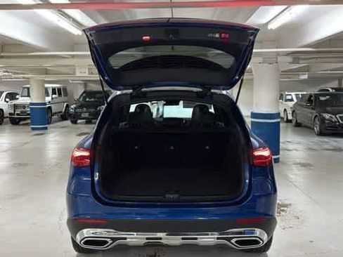 Certified 2026 Mercedes-Benz GLC 300 4MATIC image 9