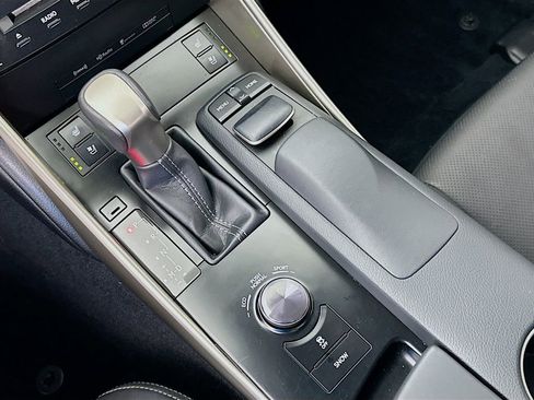 Used 2014 Lexus IS 350 w/ Navigation Package RWD image 17