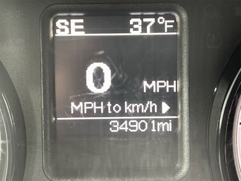 Used 2024 RAM 1500 Classic Warlock image 15