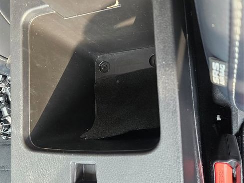 Used 2024 Mitsubishi Outlander SE image 27