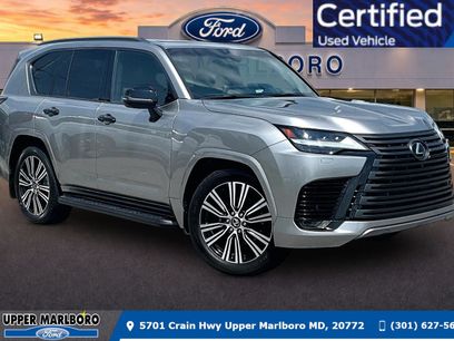 Used 2024 Lexus LX 600 4WD w/ Appearance Package