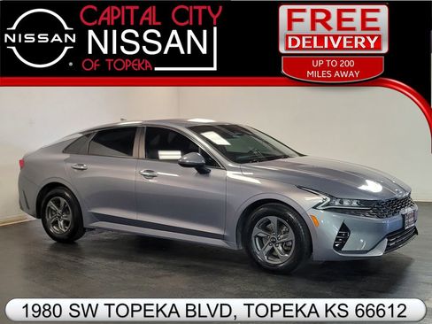 Used 2021 Kia K5 LX image 1