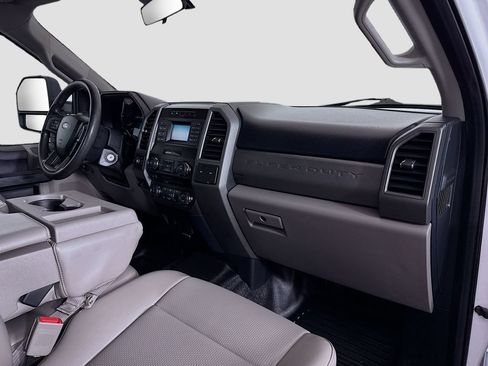 Used 2018 Ford F550 4x4 Crew Cab Super Duty image 25