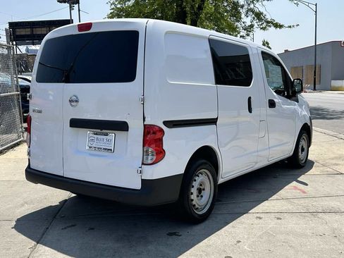 Used 2019 Nissan NV200 S image 5