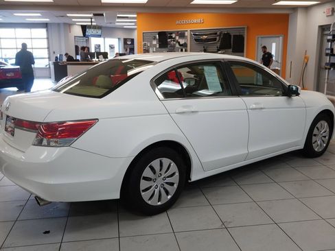 Used 2012 Honda Accord LX image 13