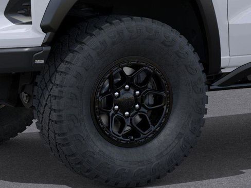 New 2026 Chevrolet Colorado ZR2 w/ ZR2 Bison Edition AWD/4WD image 9