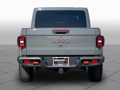 Used 2023 Jeep Gladiator Mojave w/ LED Lighting Group AWD/4WD image 5