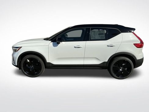 New 2026 Volvo XC40 B5 Ultra w/ Climate Package AWD/4WD image 2