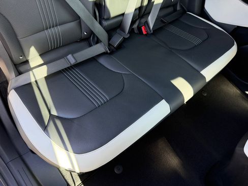 Used 2023 Kia EV6 GT-Line RWD image 47