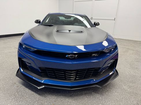 Used 2023 Chevrolet Camaro SS image 2
