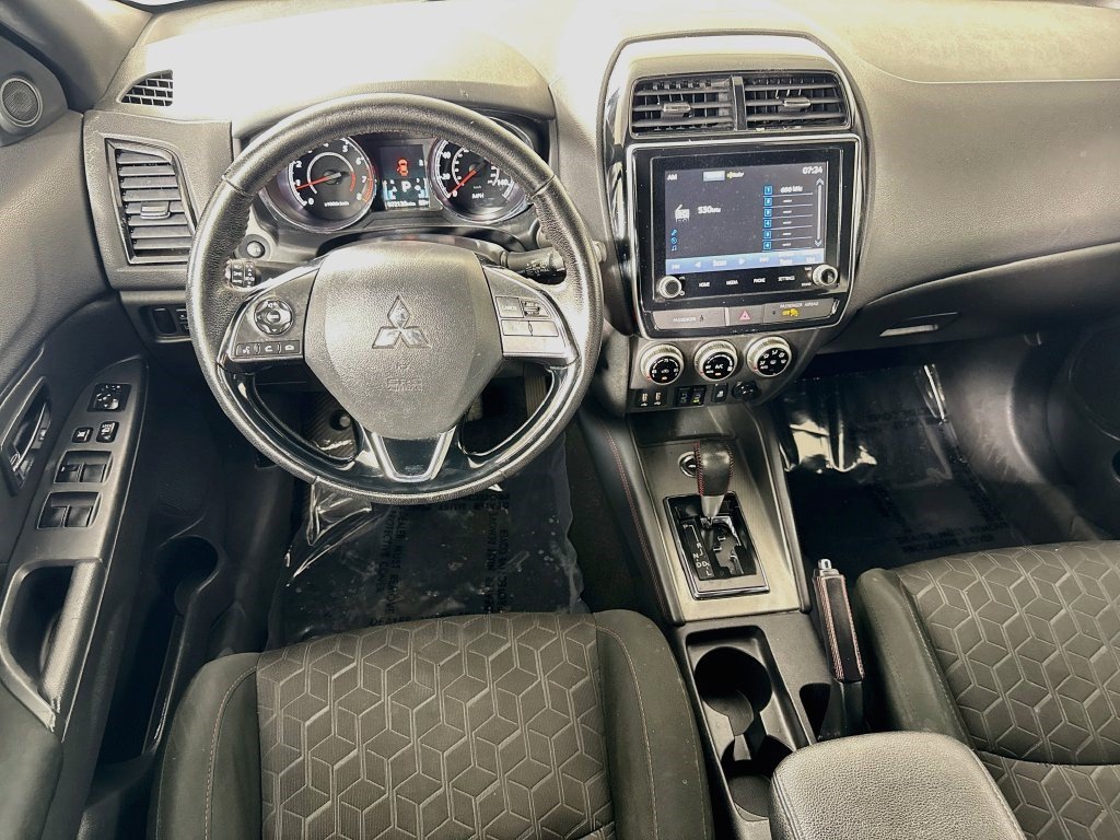 Used 2024 Mitsubishi Outlander Sport AWD image 16