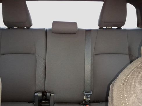 Used 2024 Toyota Tacoma SR image 17